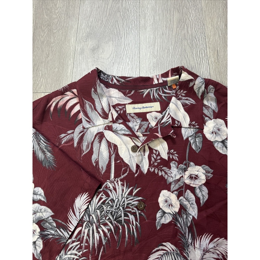 Tommy Bahama Silk Shirt‎ Mens XL Floral Hawaiian Short Sleeve Button Down